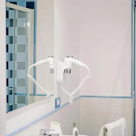 A Due Passi 4* 라벨로